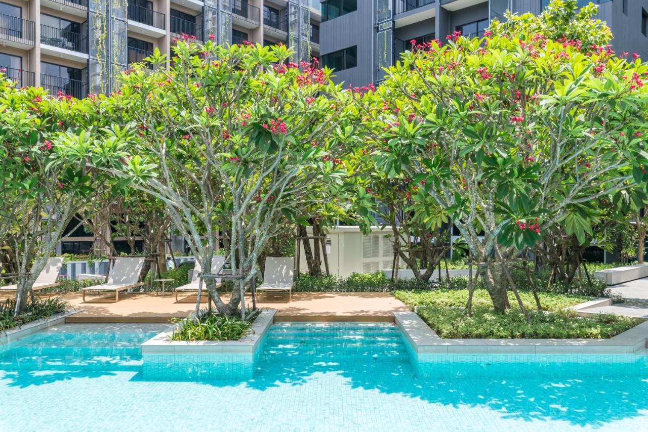 Blossom Sathorn By Plearn Apartment Bangkok Bagian luar foto