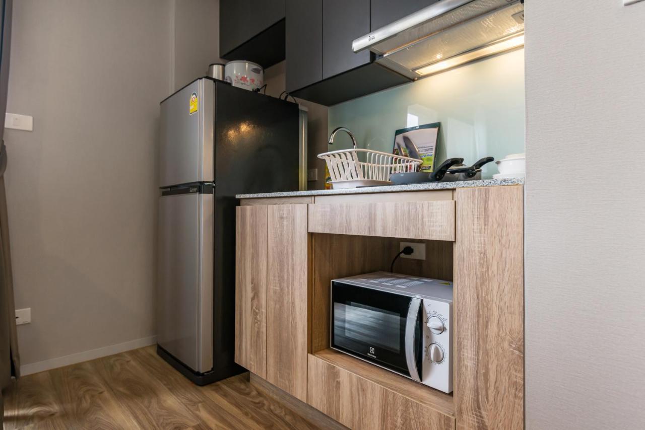 Blossom Sathorn By Plearn Apartment Bangkok Bagian luar foto